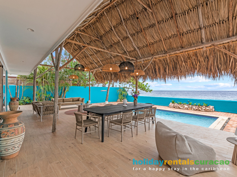 Oceanfront villa 111 Pund..