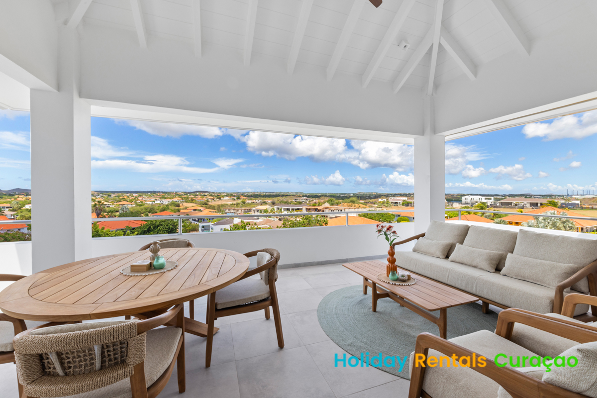 Penthouse 422 Blue Bay..