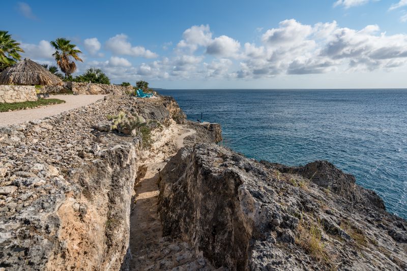 Uitzicht klif curacao